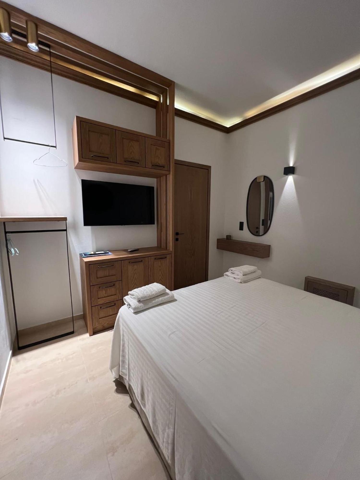 The Mits Luxury Apartments Скіатос Екстер'єр фото