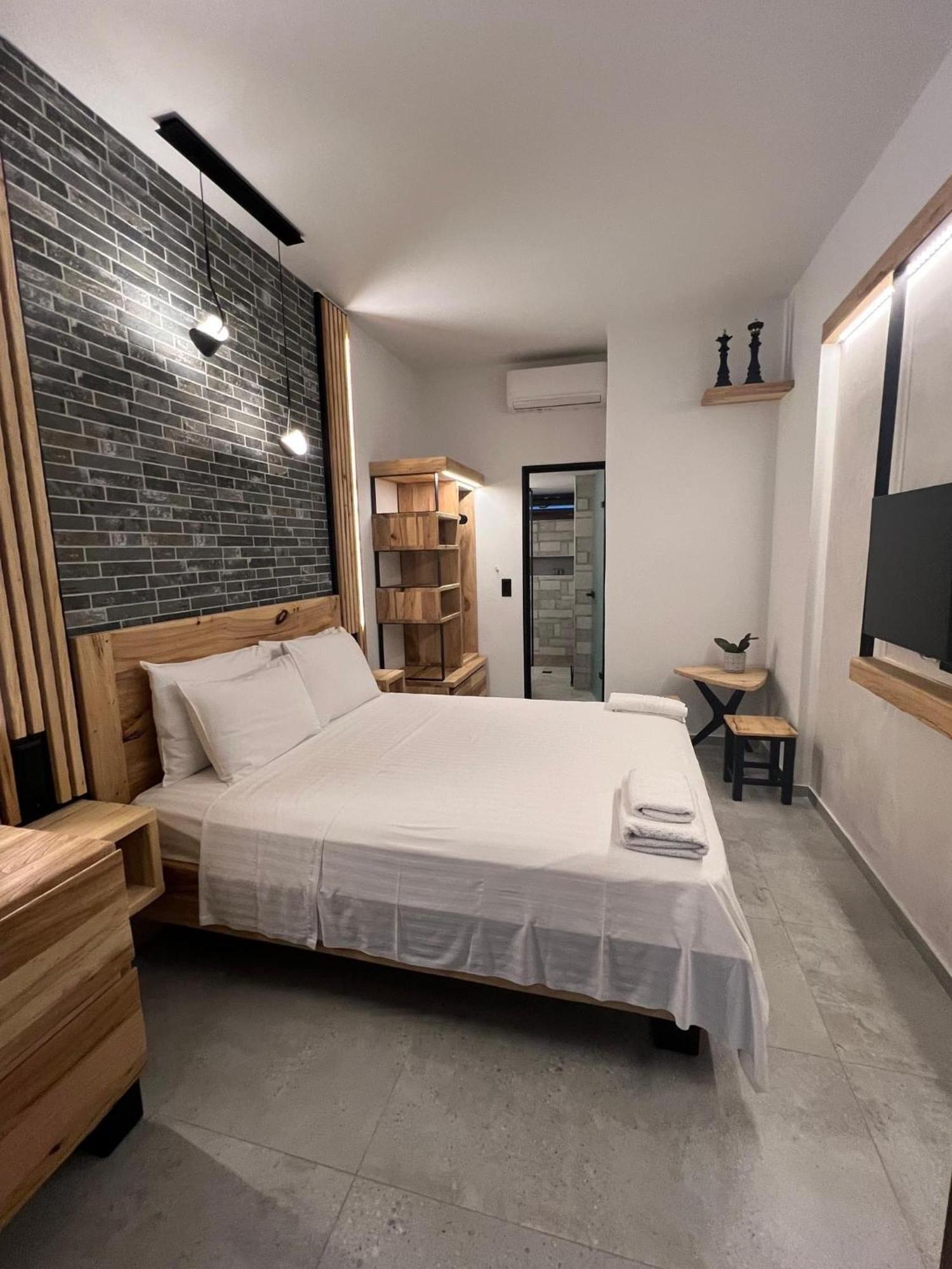 The Mits Luxury Apartments Скіатос Екстер'єр фото